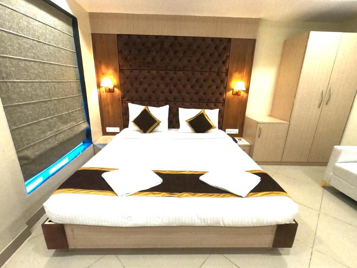 The Panash - Hotel & Banquet Kolkata Luaran gambar